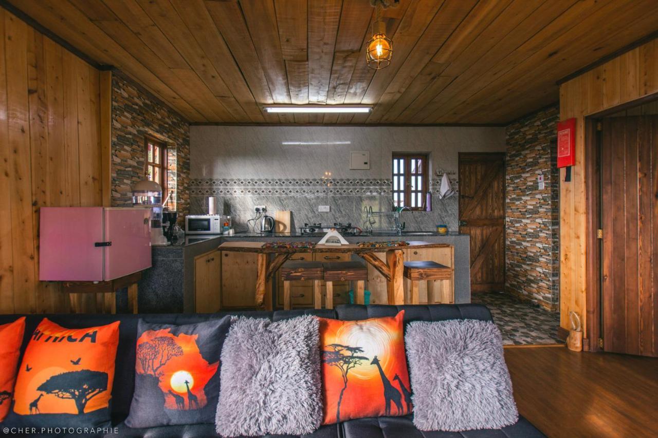 דירות Timau The Wonky House מראה חיצוני תמונה